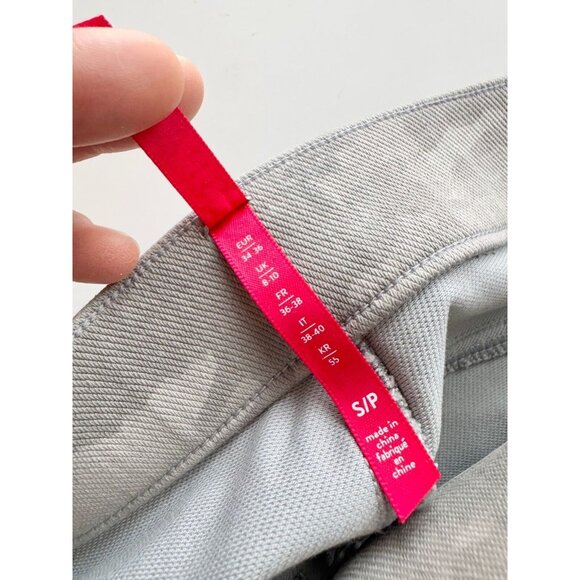 SPANX Jeanish Stone Wash Camo Cropped Skinny Legging Jeans, Size S - Picture 10 of 13